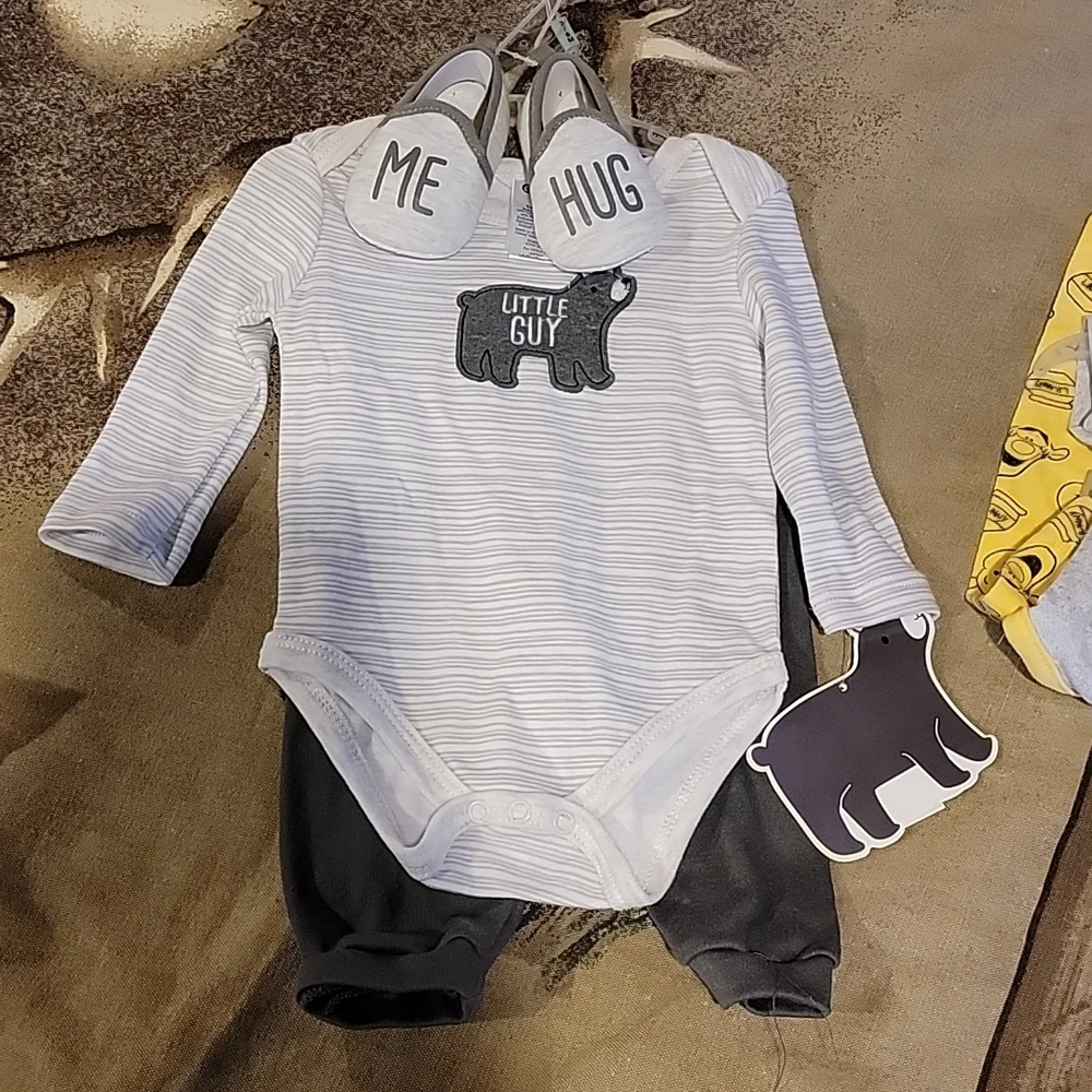 Baby outfit bundle - Picture 7 of 8